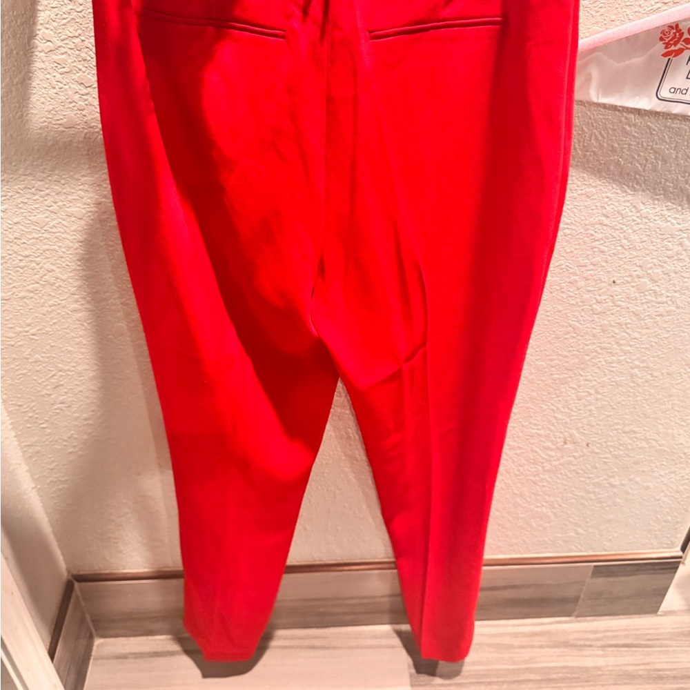 NWOT Elie Tahari 🔥 Bold Red Slim-Fit Ankle Pants – Size 6, New Without Tags - Picture 2 of 8